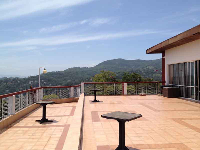 Hotel Topaz Kandy balcony